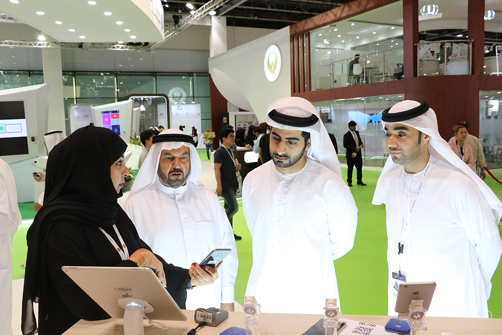 Chairman of the Ruler Office of  Sharjah Visits Emirates ID Stand at GITEX 2016