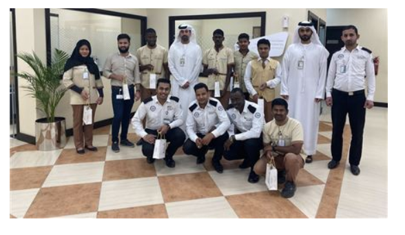 Muhaisnah Customer Happiness Center honors service workers