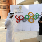 Dr. Al Ghafli visits several stands in UAE Innovation Week 2016-thumb
