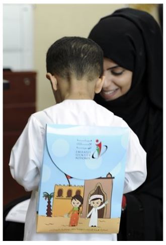 “الهوية” تهدي 5000 حقيبة مدرسية للأطفال في ختام احتفالاتها باليوم الوطني