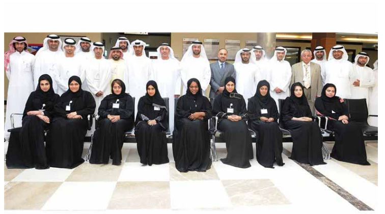 Al Khouri Inspects Emirates ID’s Ajman Center and Meets with Customers and Employees