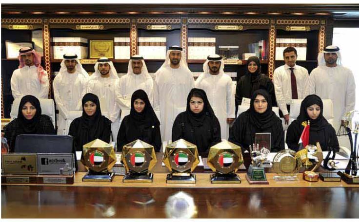 Emirates ID Honors 20 innovative proposing employees of the year 2013