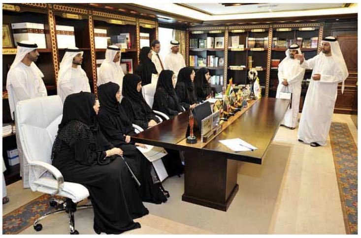 Emirates ID Honors 20 innovative proposing employees of the year 2013