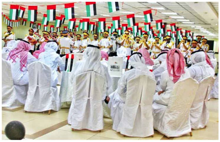 Musaffah Center Celebrates National Day with children, police music and “Anqash”