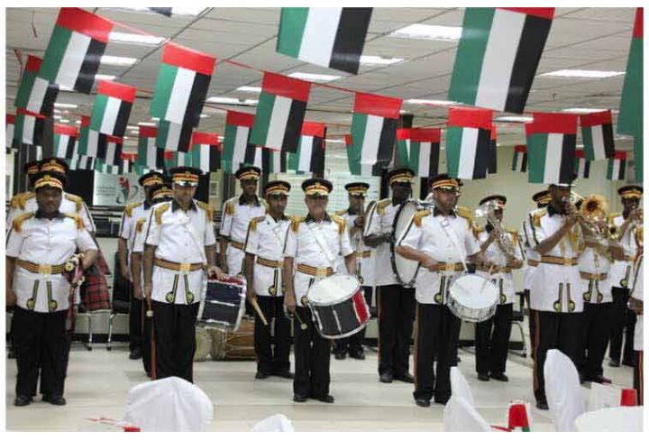 Musaffah Center Celebrates National Day with children, police music and “Anqash”