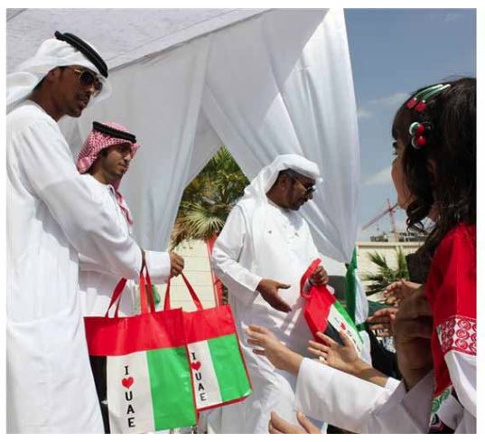 أسرة “مركز مصفح” تحتفي باليوم الوطني في “زايد الإنسانية” و”روضة الأمل”