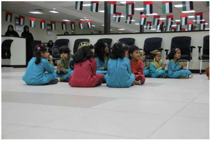 Musaffah Center Celebrates National Day with children, police music and “Anqash”