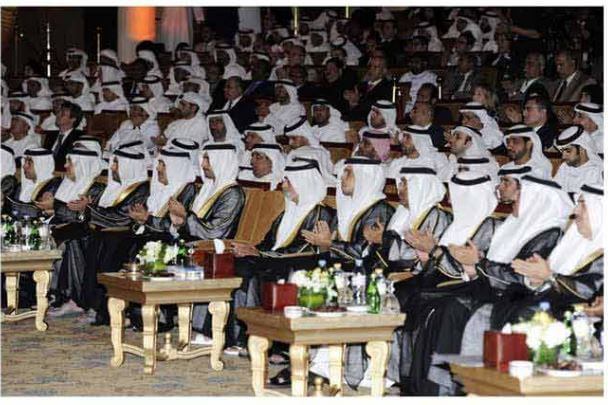 Emirates ID attends Khalifa Excellence Award ceremony