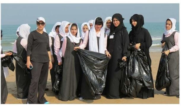 مركز رأس الخيمة للتسجيل ينظم “حملة تنظيف الشاطئ”