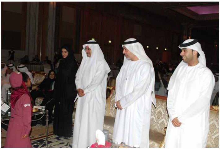 Al Ain Center participates in Al Dar Private School’s “Al Khair Feekum” campaign
