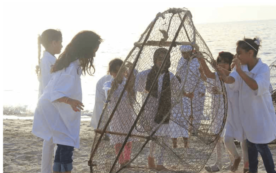 “مركز الهوية” بالشارقة ينظم حملة لتنظيف شواطىء منطقة “البحيرة”