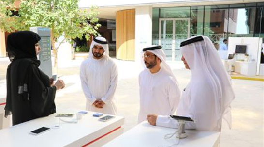 Zakat Fund Secretary General visits EIDA stand at UAE Innovation Week