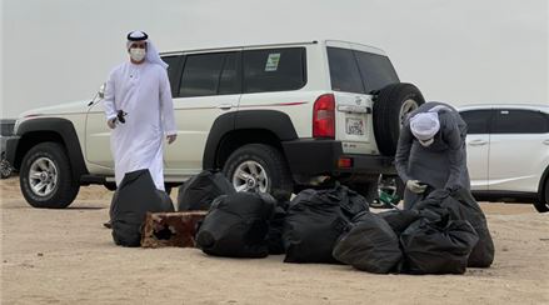 الهيئة الاتحادية للهوية والجنسية تشارك في حملة تطوعية لتنظيف بحيرة النهضة