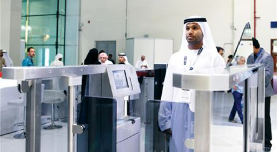 234 ألف مستخدم لبطاقة الهوية في إجراءات السفر عبر مطار دبي