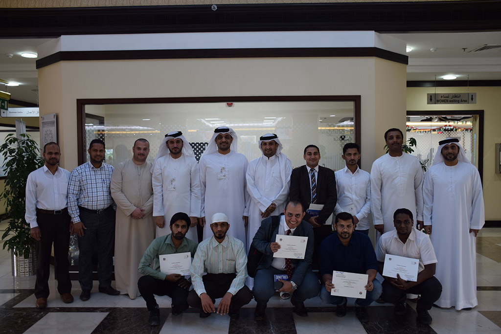 Al Barsha Center holds workshop for employees of printing offices in Dubai