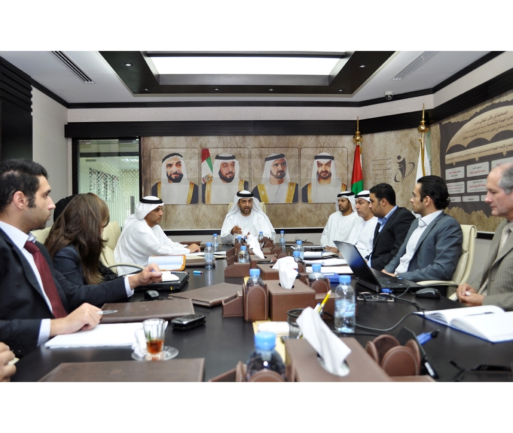 Emirates Identity Authority discusses preparing and operating registration centers linked with preventive medicine