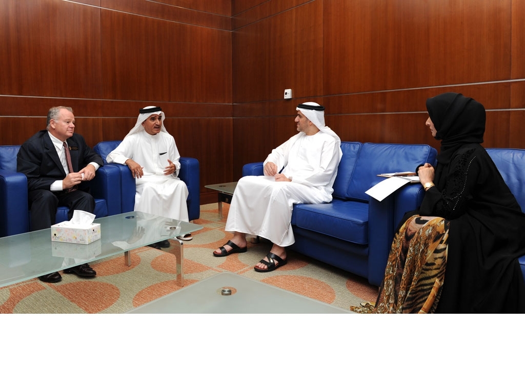 Emirates Identity Authority participates in workshop on leadership