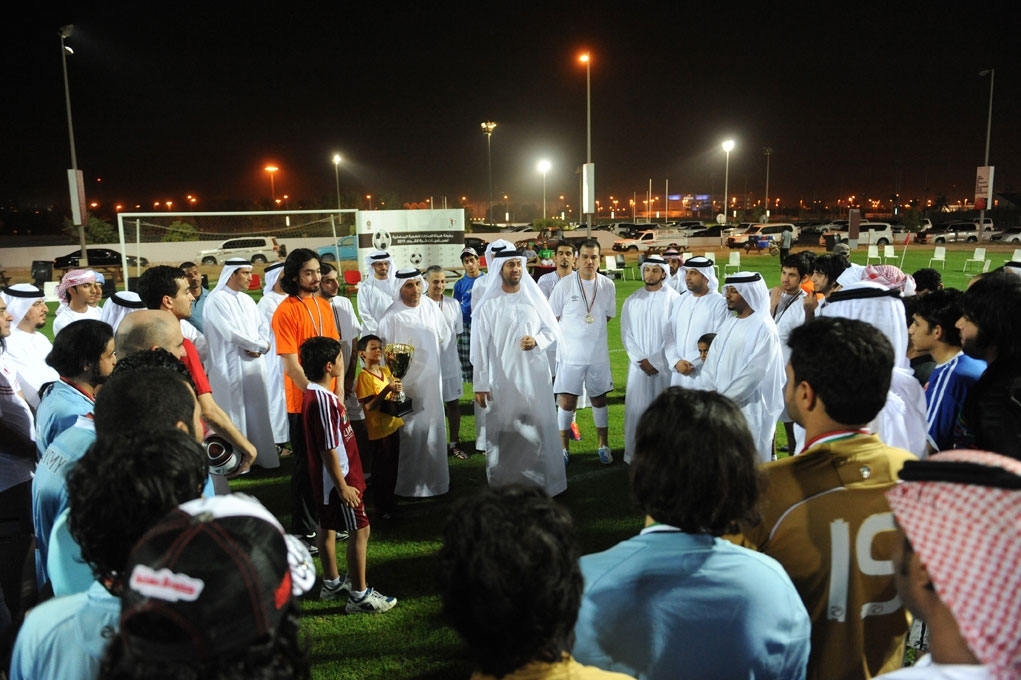 “Al Suqoor” defeats “Manchester City”  and flies high with championship cup