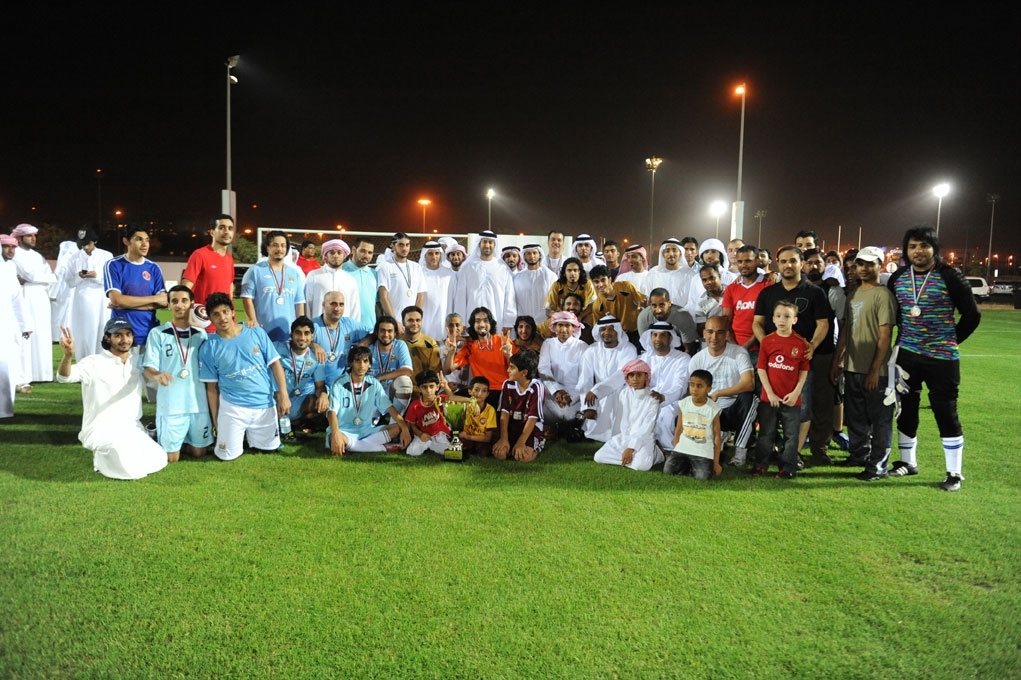 “Al Suqoor” defeats “Manchester City”  and flies high with championship cup