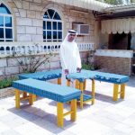 الموظف/ عبدالله الشحي يصنع أثاث منزله بيديه-thumb