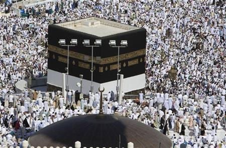 Emirates ID mission leaves UAE for hajj at Saif Bin Zayed’s expense