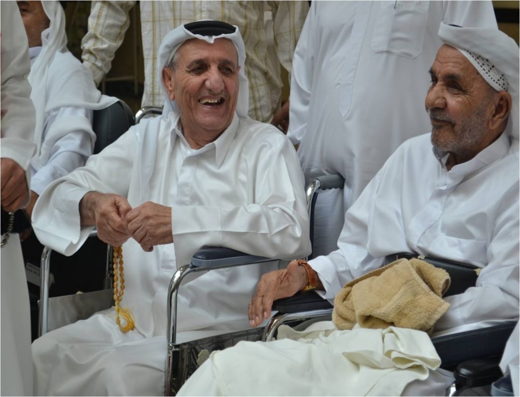 Sharjah Registration Center organizes 40th National Day Operetta to residents of “Old People House”