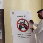 Sharjah Registration Center’s employees and customers sign “I Pledge” to stop using mobile phone while driving-thumb
