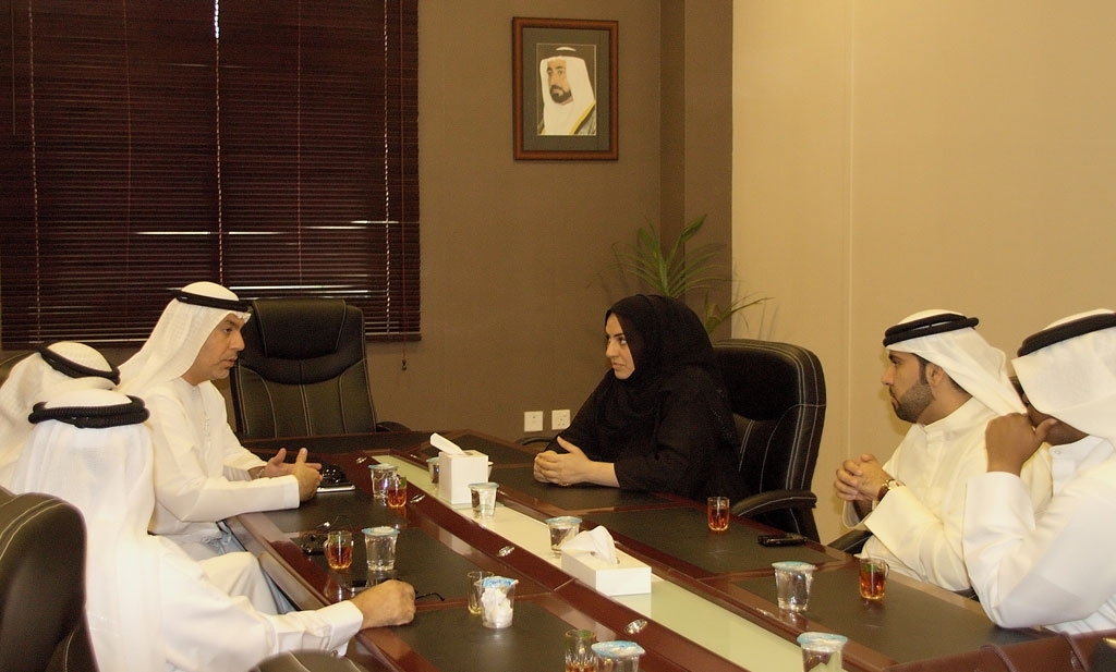 Sharjah Center discusses means of boosting co-operation with Sharjah Social Services Department