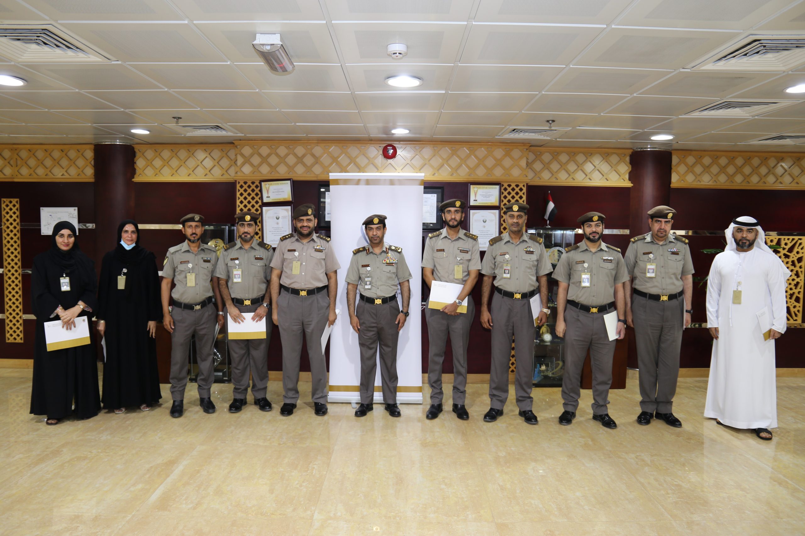 Identity, Citizenship, Customs and Ports Security honors its employees in appreciation of their excellence in the field of customer happiness-0