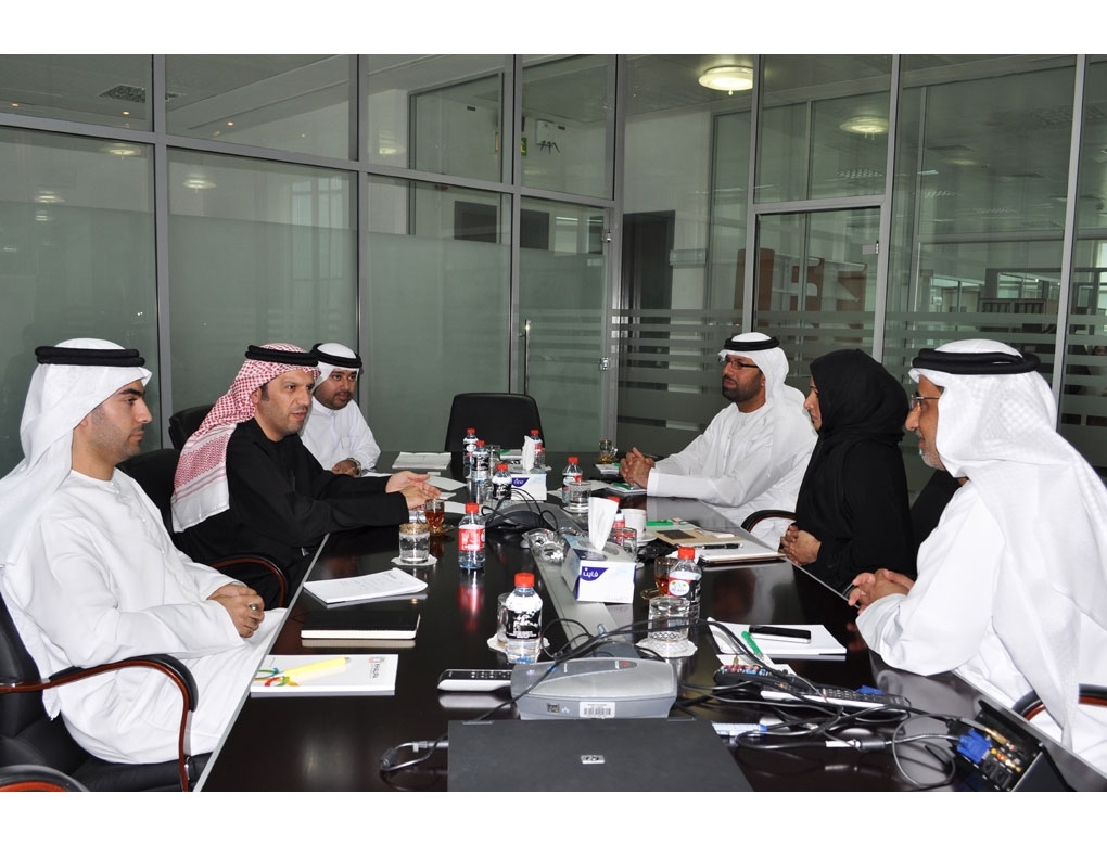 Emirates ID discusses co-operation opportunities with Khalifa University