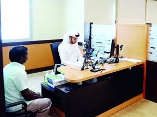 Emirates ID considers giving delay fees back to employees of free zone companies in Abu Dhabi and Dubai