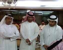 Head of the Emirates ID’s Executive Committee reviews the Mobile Registration System