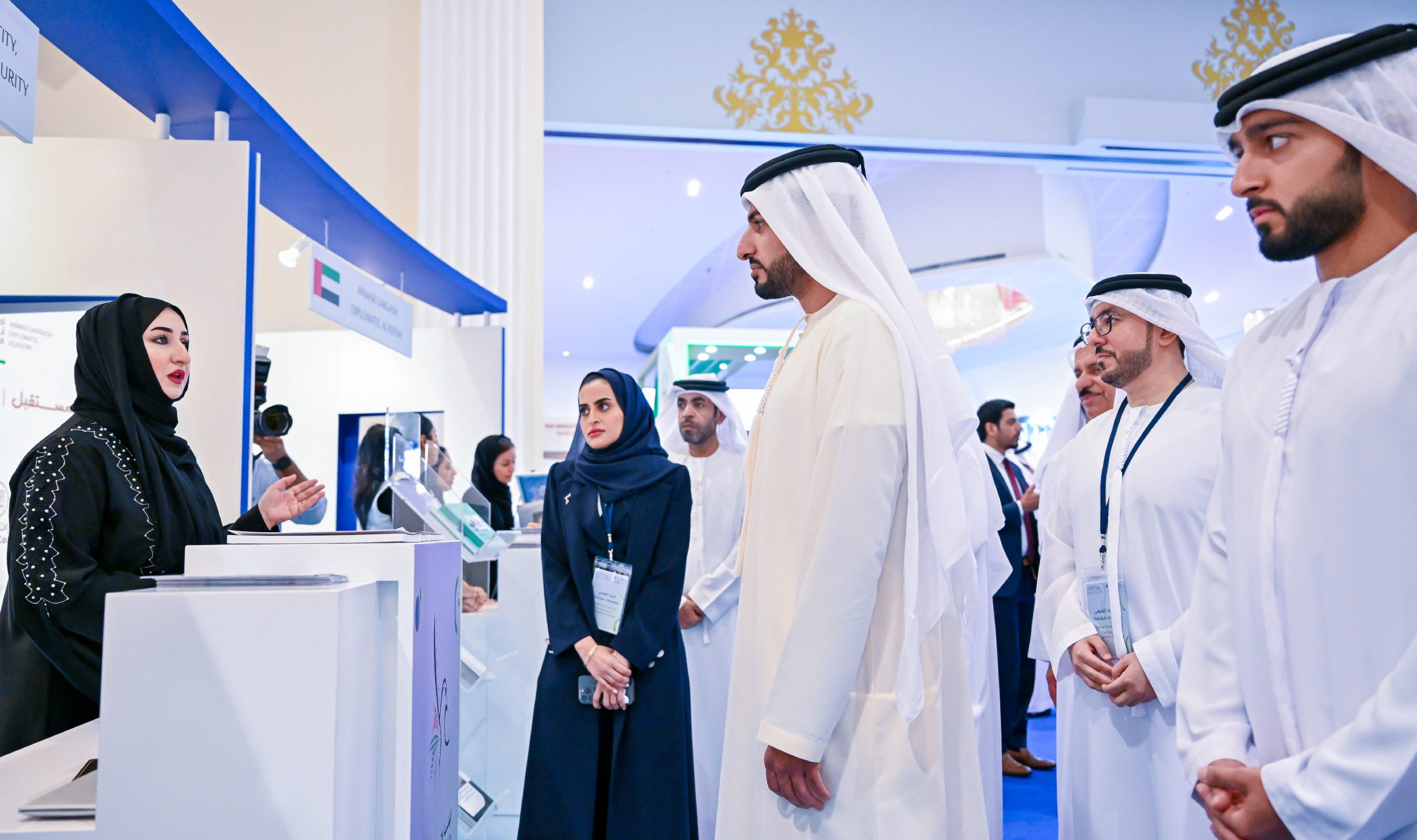 “أكاديمية الإمارات” تشارك في معرض عجمان للعلوم والتدريب