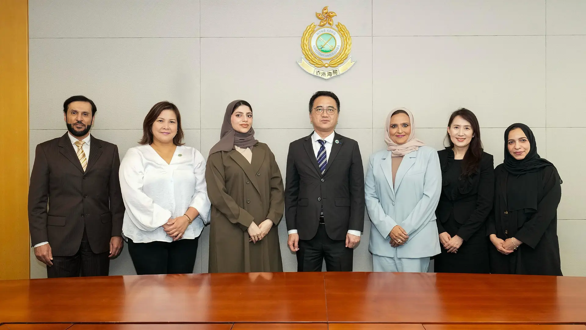 وفد “جمارك الإمارات” يزور هونج كونج لتعزيز التعاون الجمركي واستكمال اتفاق المشغل الاقتصادي