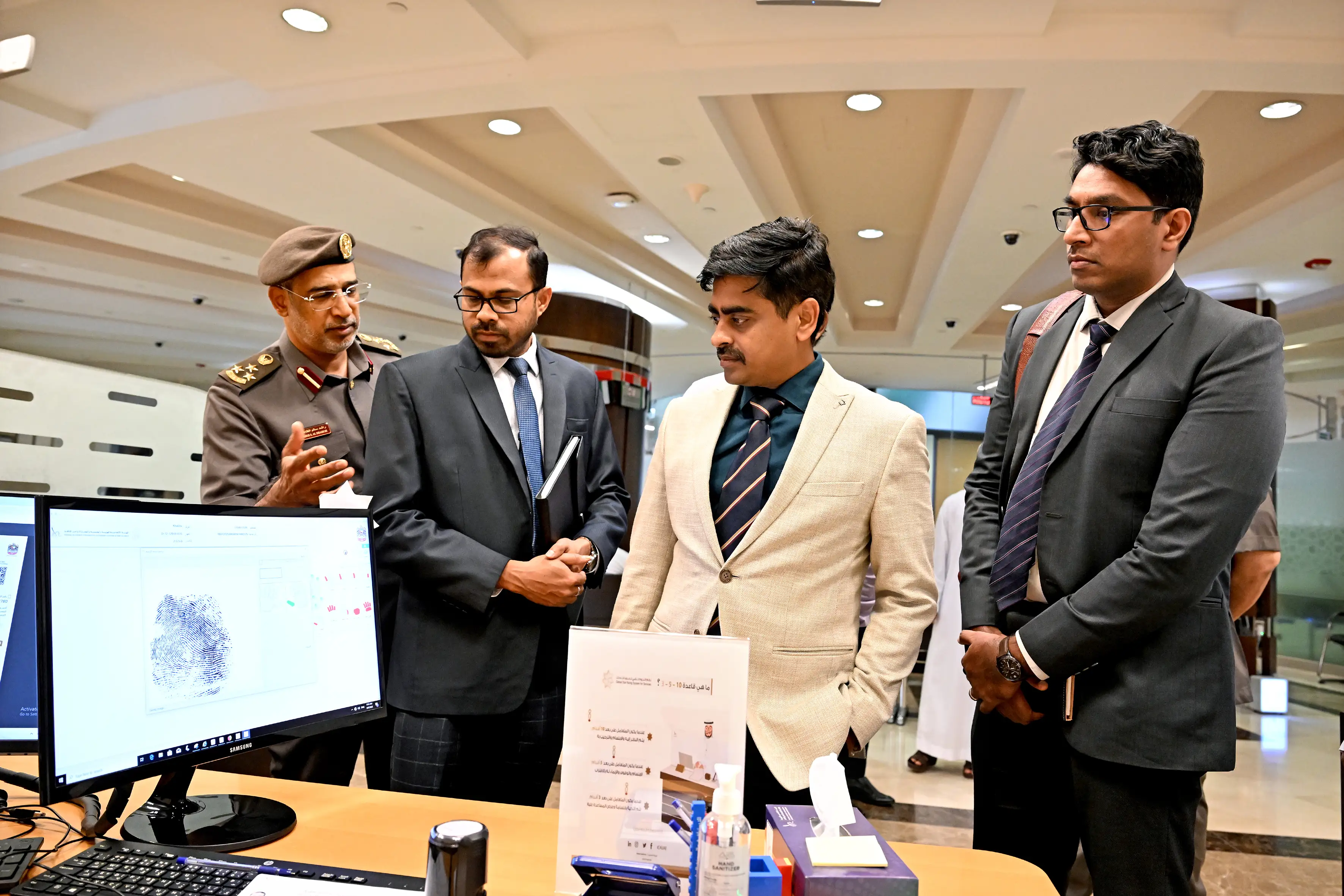 “الهوية والجنسية” تستقبل وفدًا هنديًا لتعزيز التعاون وتبادل الخبرات