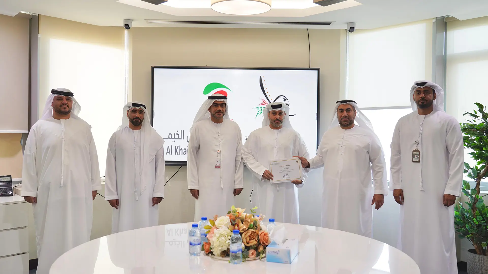 “الهوية والجنسية والجمارك وأمن المنافذ” تكرم 6 مفتشين بـ “جمارك رأس الخيمة”