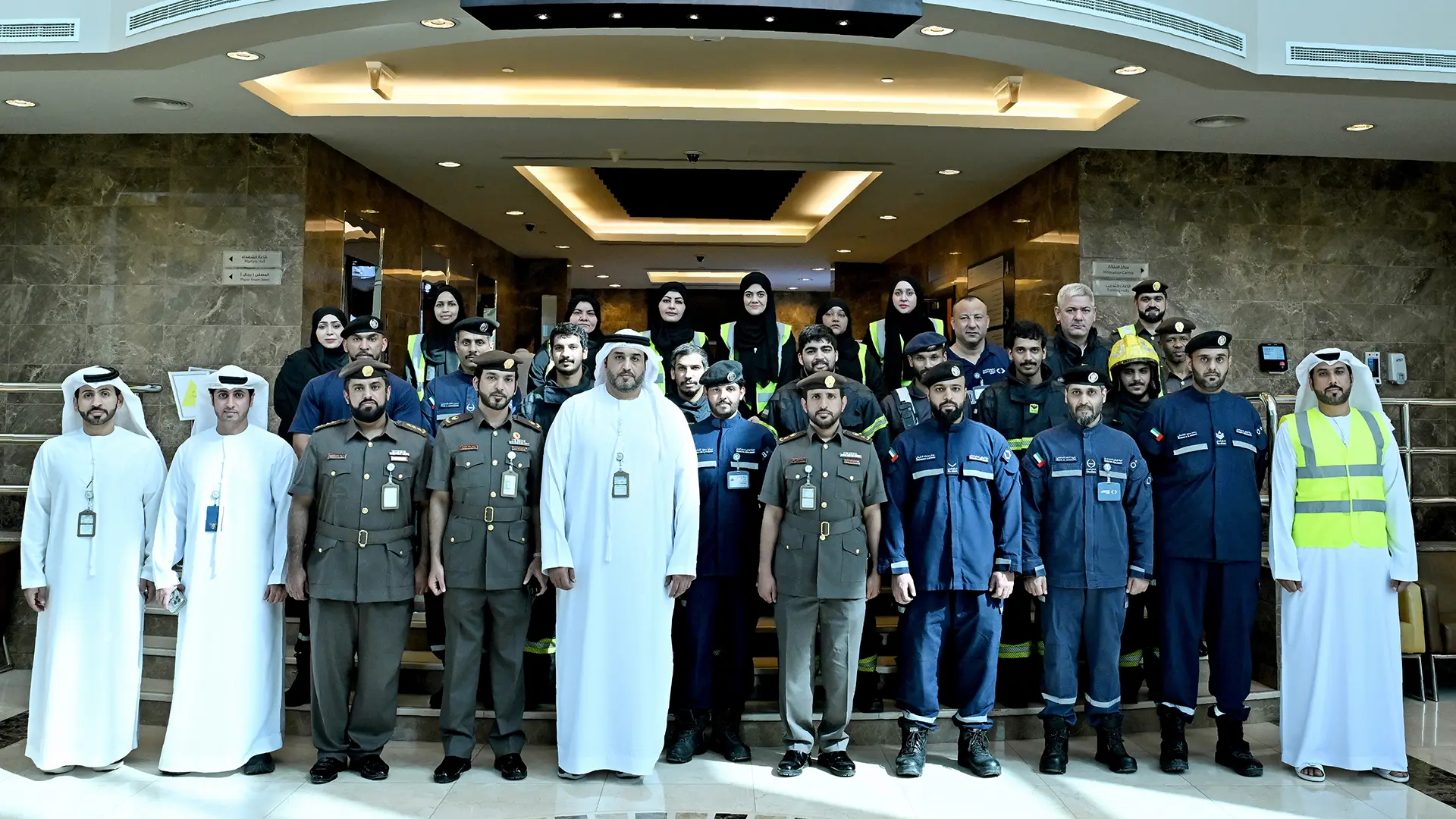 “الهوية والجنسية والجمارك وأمن المنافذ” تنفذ تجربة إخلاء وهمي ناجحة لمبنى خليفة