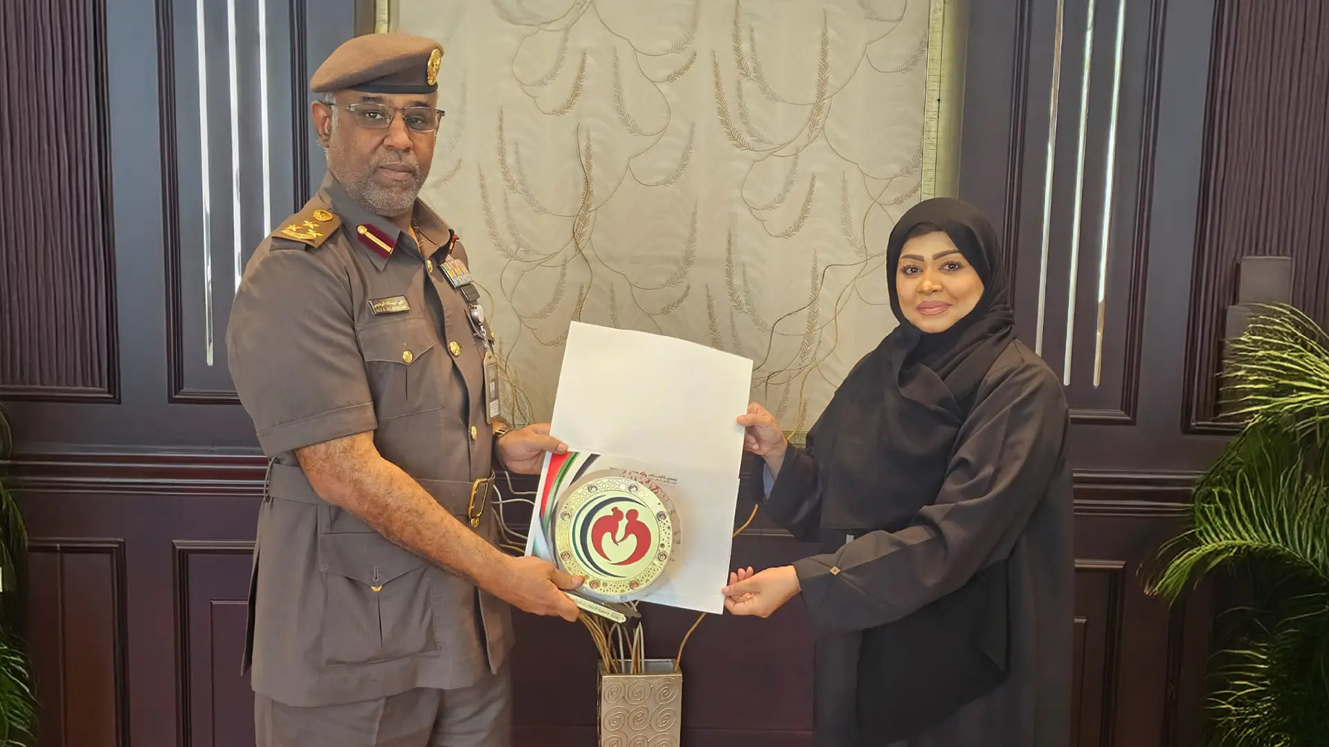 “هوية وشؤون الأجانب – رأس الخيمة” تشارك في “المركز الصيفي الأول 2025”