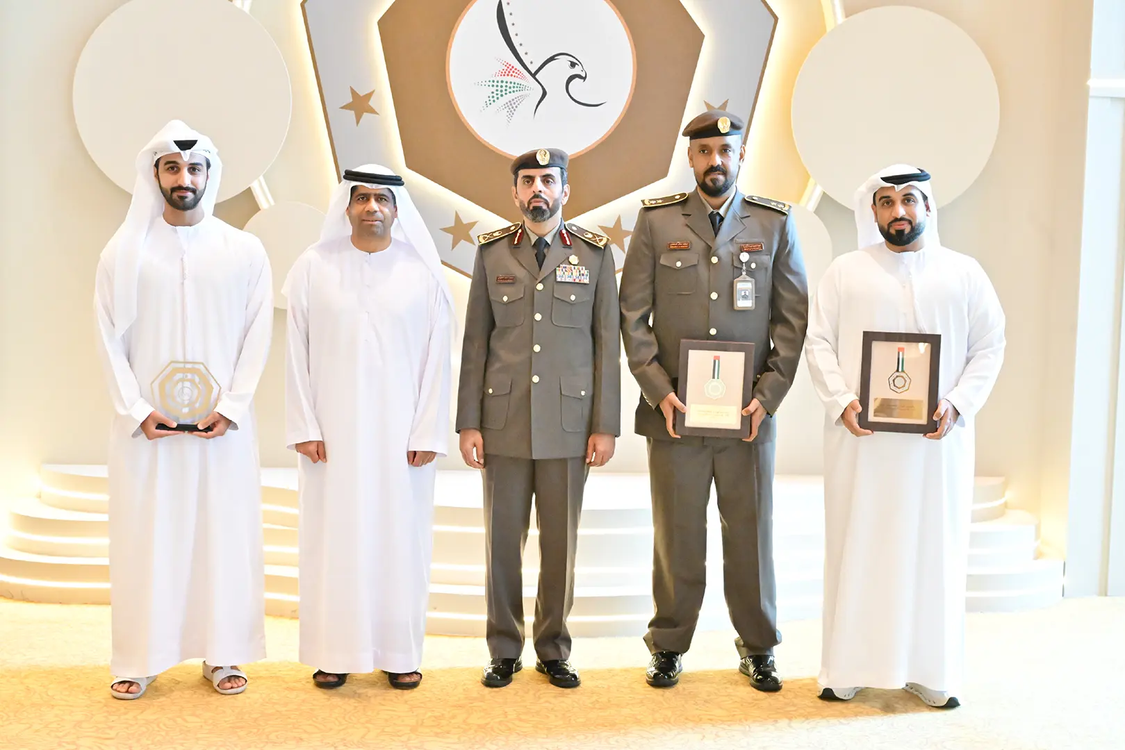 “الهوية والجنسية والجمارك وأمن المنافذ” تكرم الفائزين بجائزة رئيس الهيئة للأداء المتميز لعام 2025