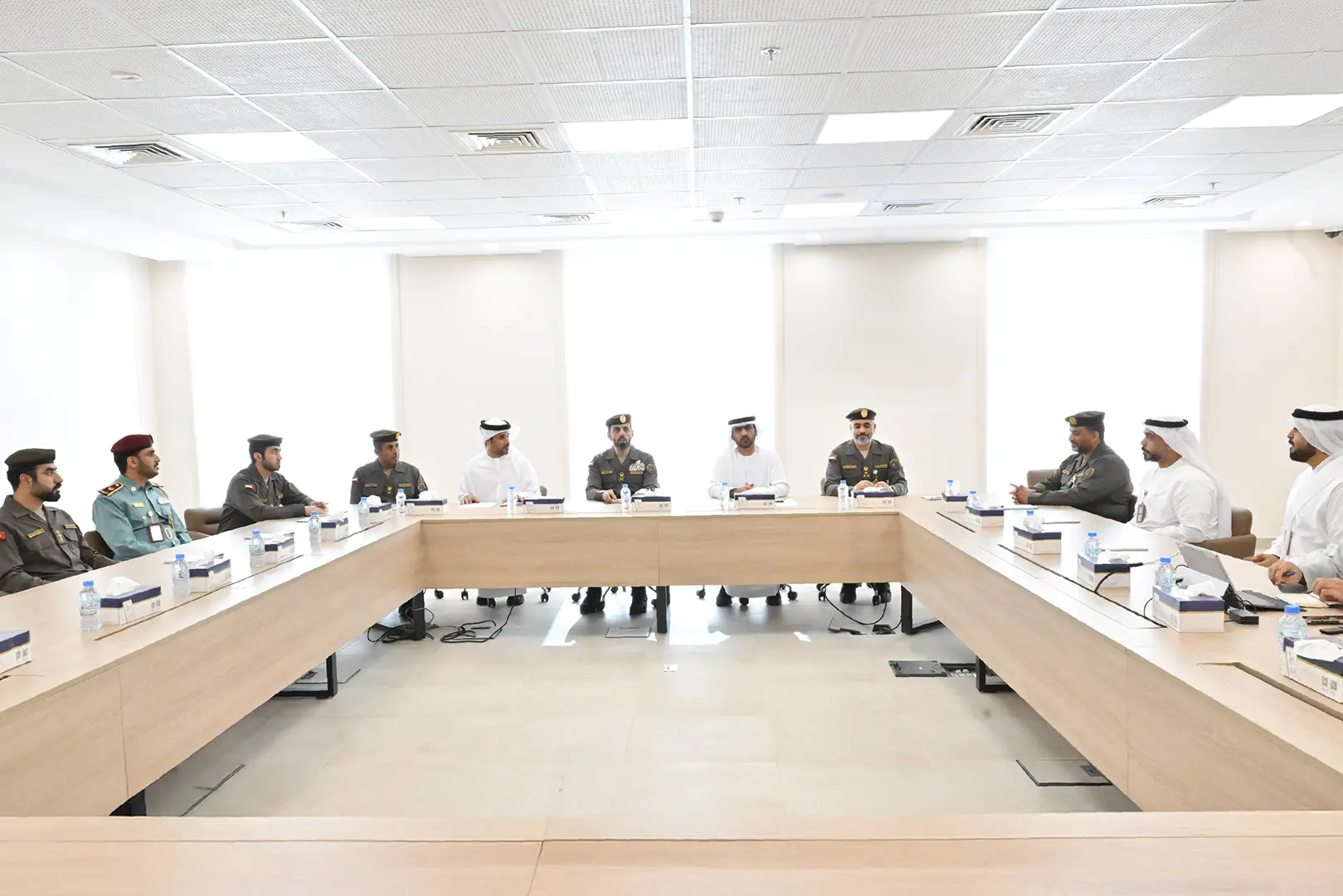 Director General of the Authority Inspects Al Barsha Customer Happiness Center
