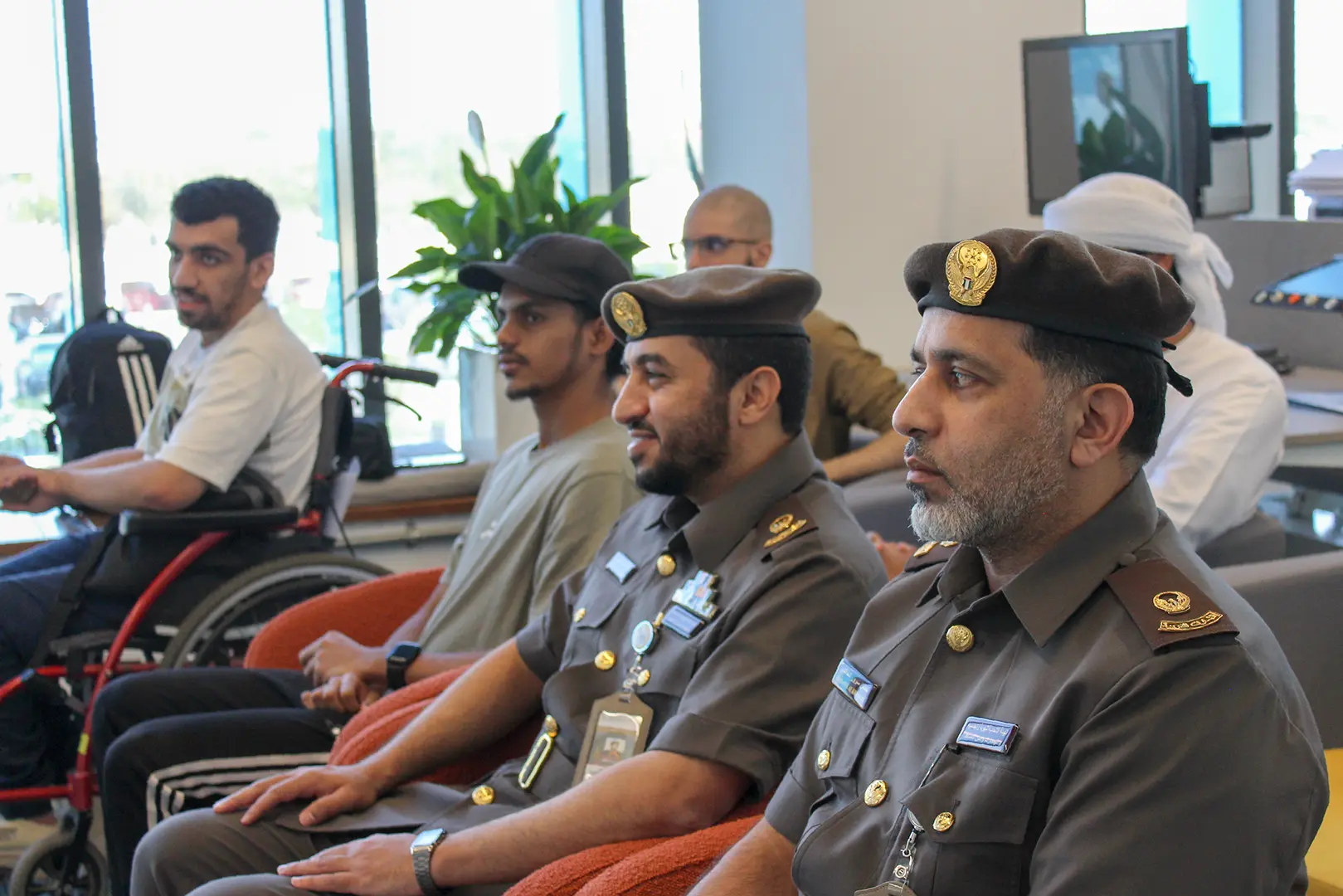 “الهوية وشؤون الأجانب” تعقد ورشة لأصحاب الهمم بجامعة عجمان