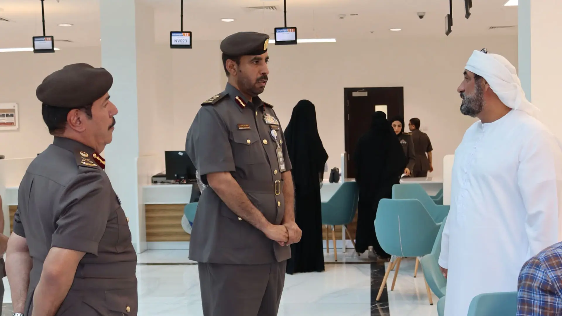 مدير عام الهوية وشؤون الأجانب يؤكد أهمية تعزيز جودة الخدمات خلال جولات ميدانية