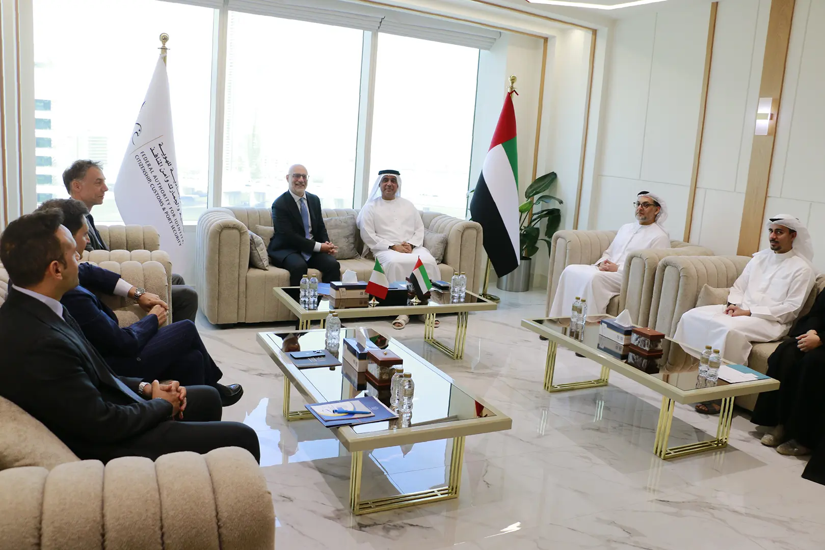 “جمارك الإمارات” تبحث تعزيز التعاون الجمركي مع الجمهورية الإيطالية