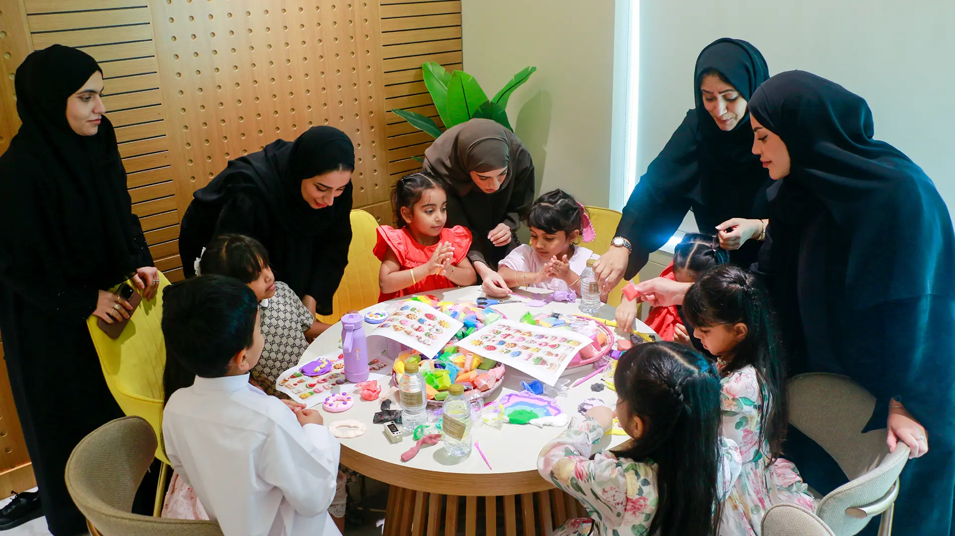 الإدارة العامة للجمارك تنظم ورشة إبداعية لأبناء الموظفين